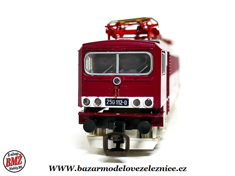 BTTB - Elektrická lokomotiva BR 250 DR- TT