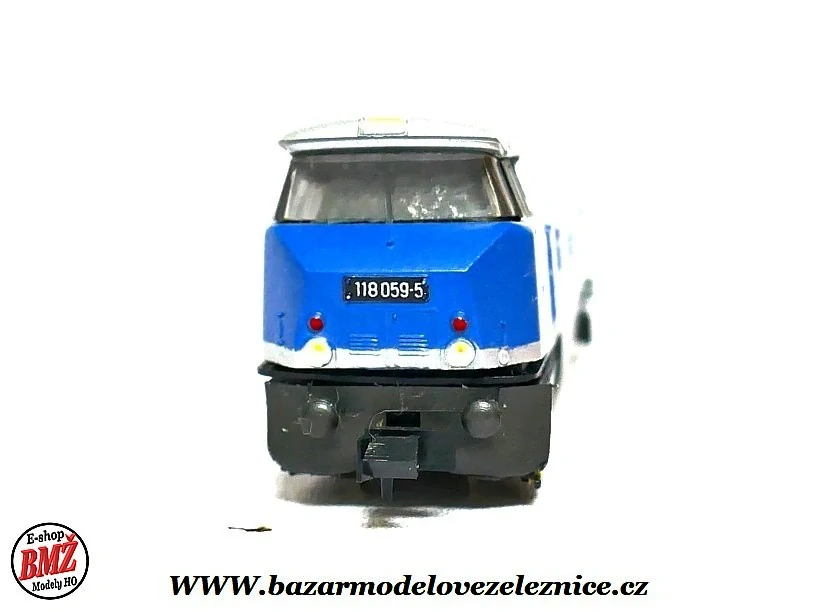 Piko DDR - DC - Dieselová lokomotiva V 180 DR- N
