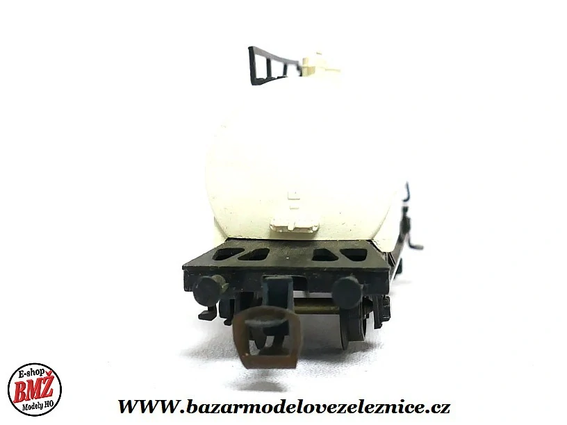 BTTB - Cisternový vůz bílý - TT