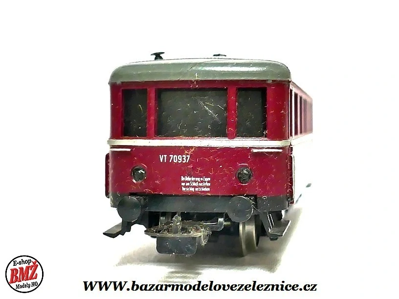 PIKO DDR - DC - Motorová vůz VT 135 DB - HO