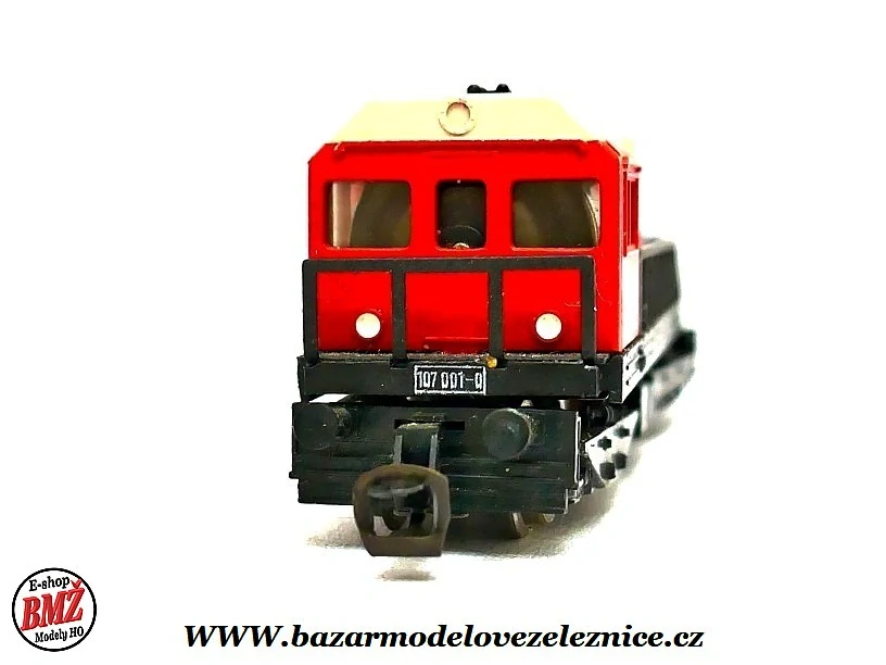 BTTB - Dieselová lokomotiva BR 107 001 DR - TT