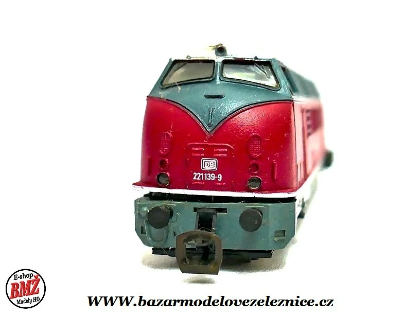 BTTB - Dieselová lokomotiva BR 221 DB - TT