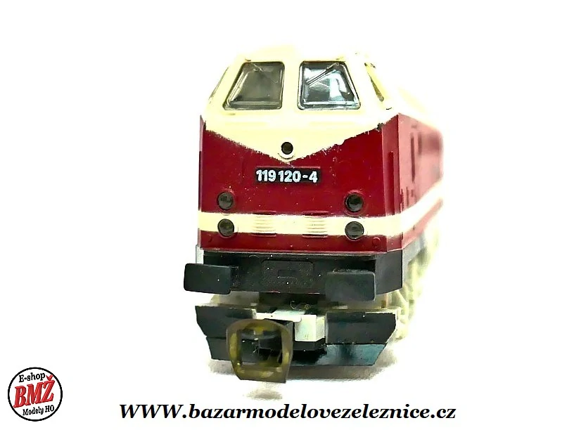 BTTB - Dieselová lokomotiva BR 119 120 DR - TT