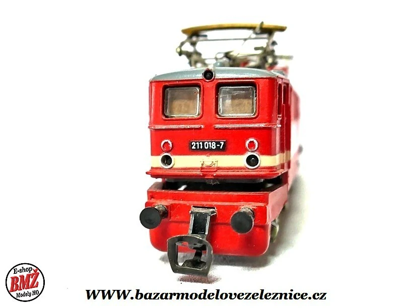 BTTB - Elektrická lokomotiva BR 211 018 DR - TT