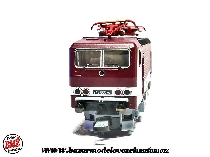 Minitrix - DC - Elektrická lokomotiva BR 143 DR - N