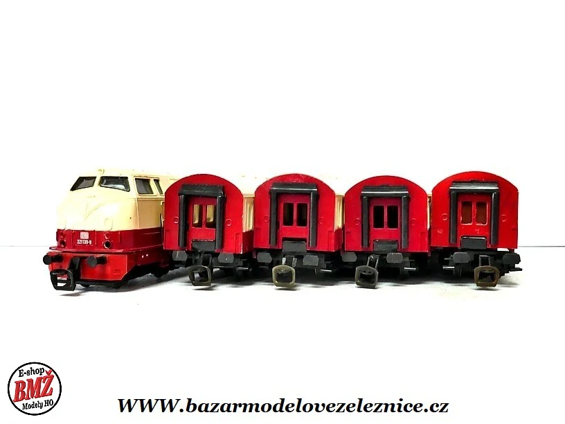 BTTB - DC - Set BR 221 + 4 osobní vozy IC - TT