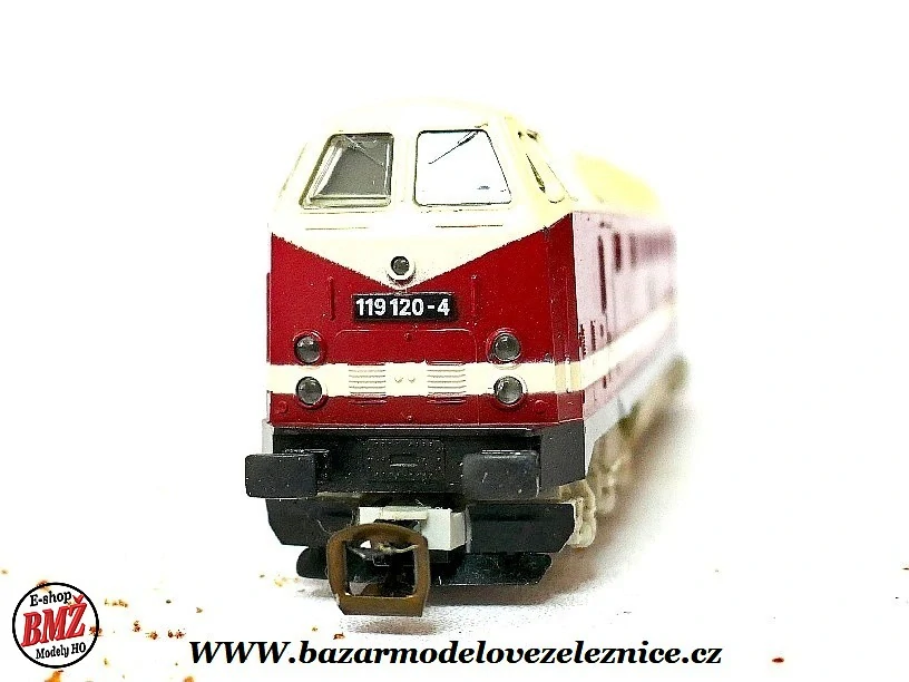 BTTB - Dieselová lokomotiva BR 119 120 DR - TT