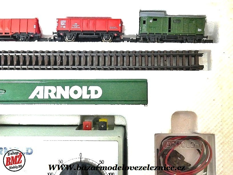 Arnold - DC - Set s Parní lokomotivou , 3 vozy, koleje. trafo - N
