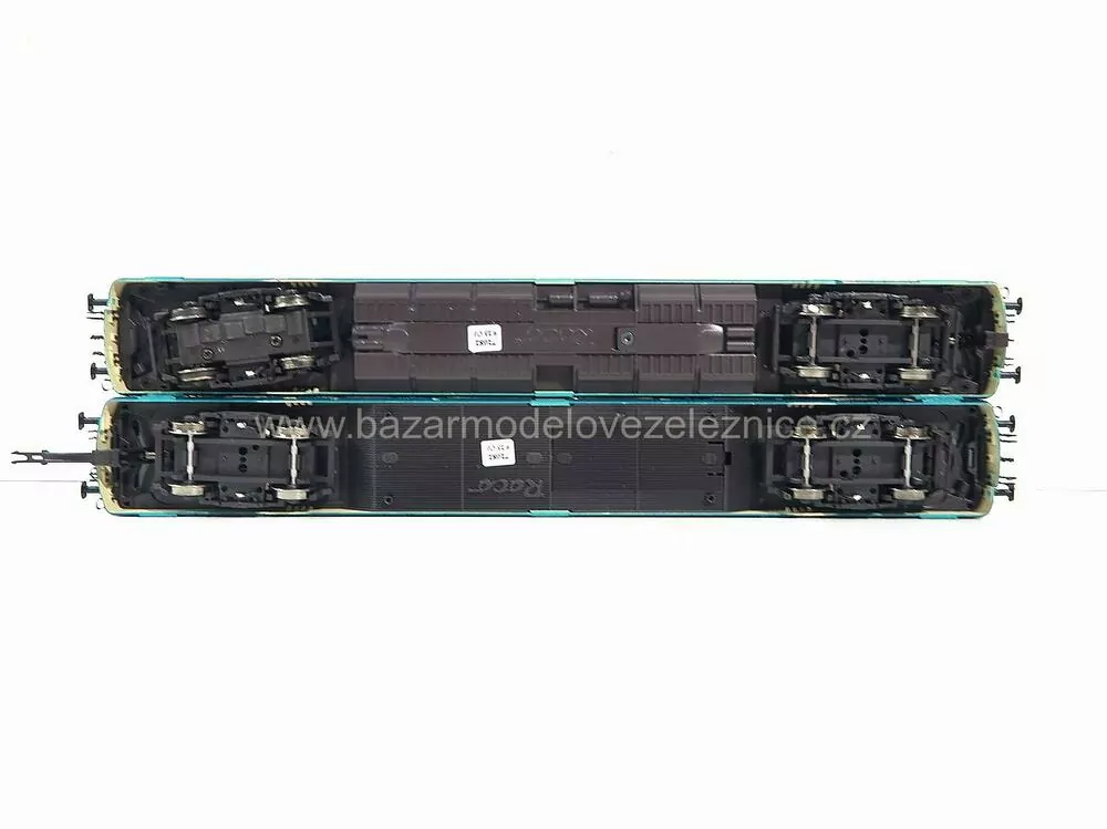 Roco -Motorová souprava BR 515 + 518 DB - HO