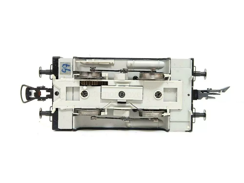 Brawa - DSS - Dieselová lokomotiva BR 101 585 DR - HO