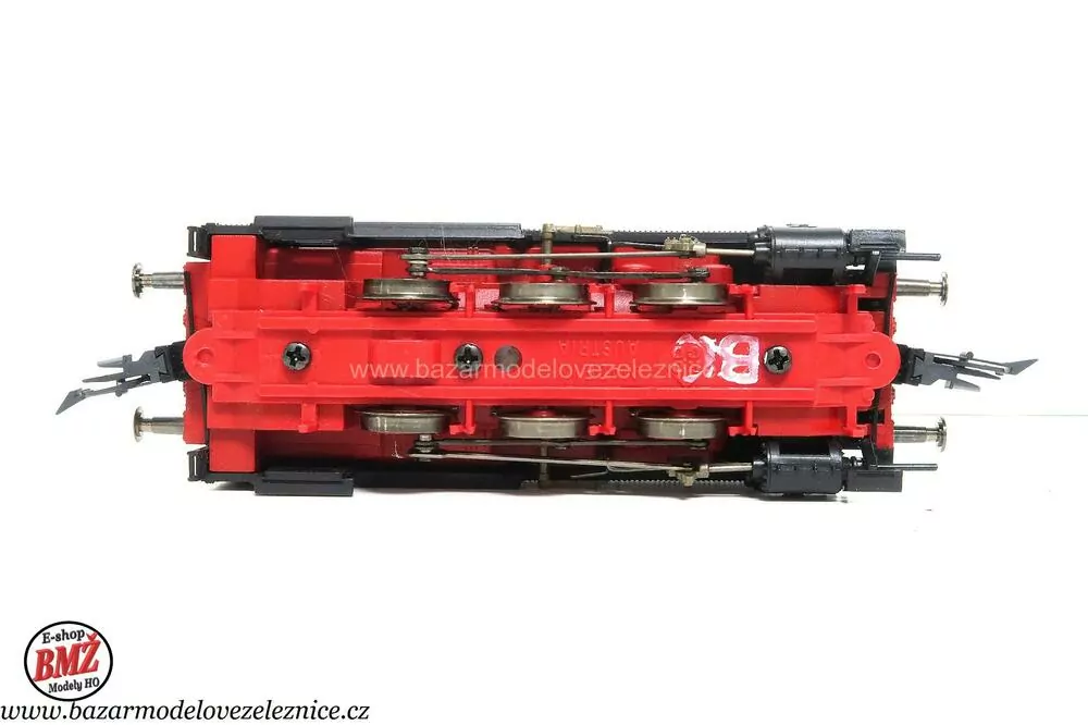 Roco - DCC s kouř. generátorem - Parní lokomotiva BR 80 017 - HO