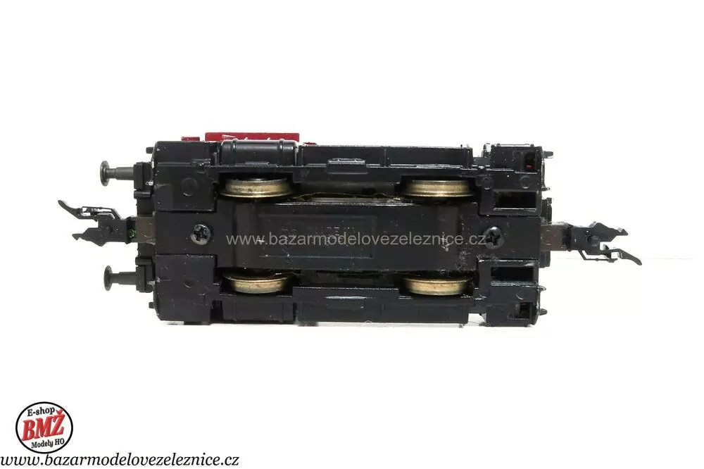 Roco  - DC - Dieselová lokomotiva BR 333 132 DB - HO