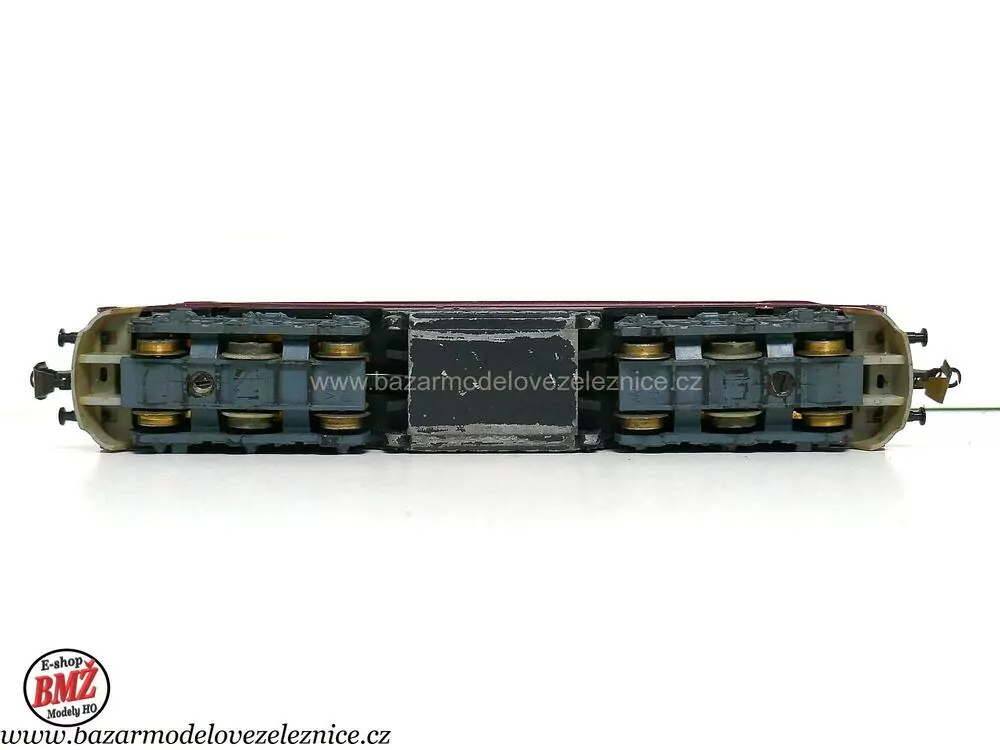 BTTB - Dieselová lokomotiva V 130 007 DR - TT