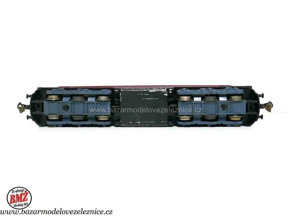 BTTB - Dieselová lokomotiva V 130 007 DR - TT