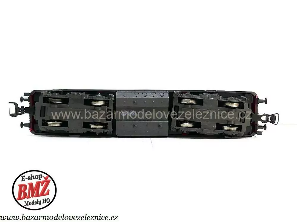 Roco  - DC - Dieselová lokomotiva BR 215 033 DB - HO