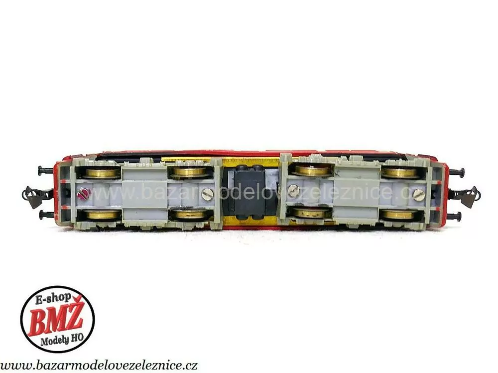BTTB - Elektrická lokomotiva BR 211 018 DR - TT