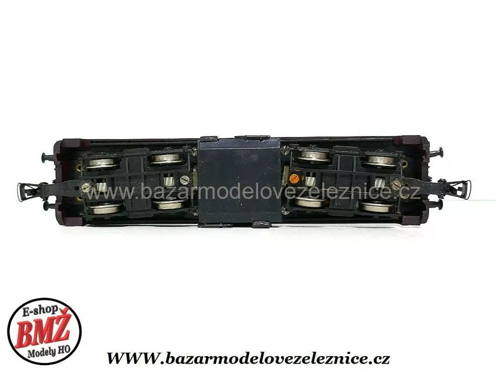 PIKO DDR - DC  - Dieselová lokomotiva BR 110 025  DR - HO