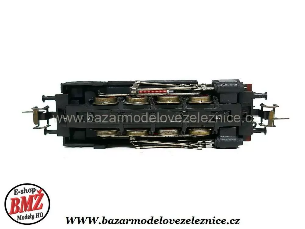 Zeuke - Parní lokomotiva BR 92 6582 DR - TT