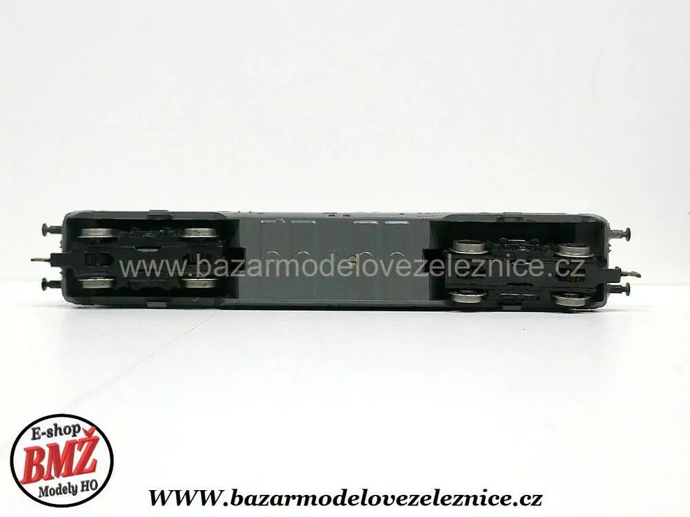 PIKO DDR - DC - Dieselová lokomotiva V 200 035 DB - HO