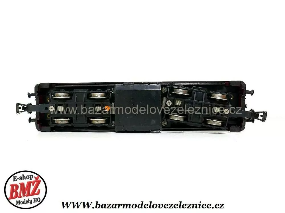 PIKO DDR - DC - Dieselová lokomotiva BR 110 025 DR - HO