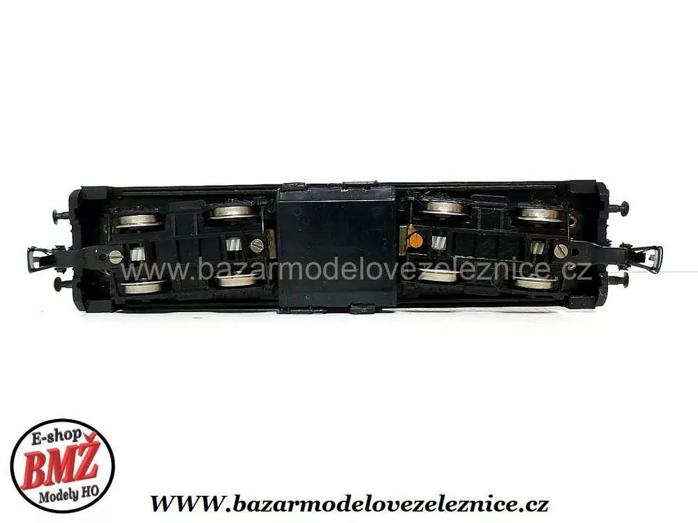 PIKO DDR - DC - Dieselová lokomotiva BR 110 025 DR - HO