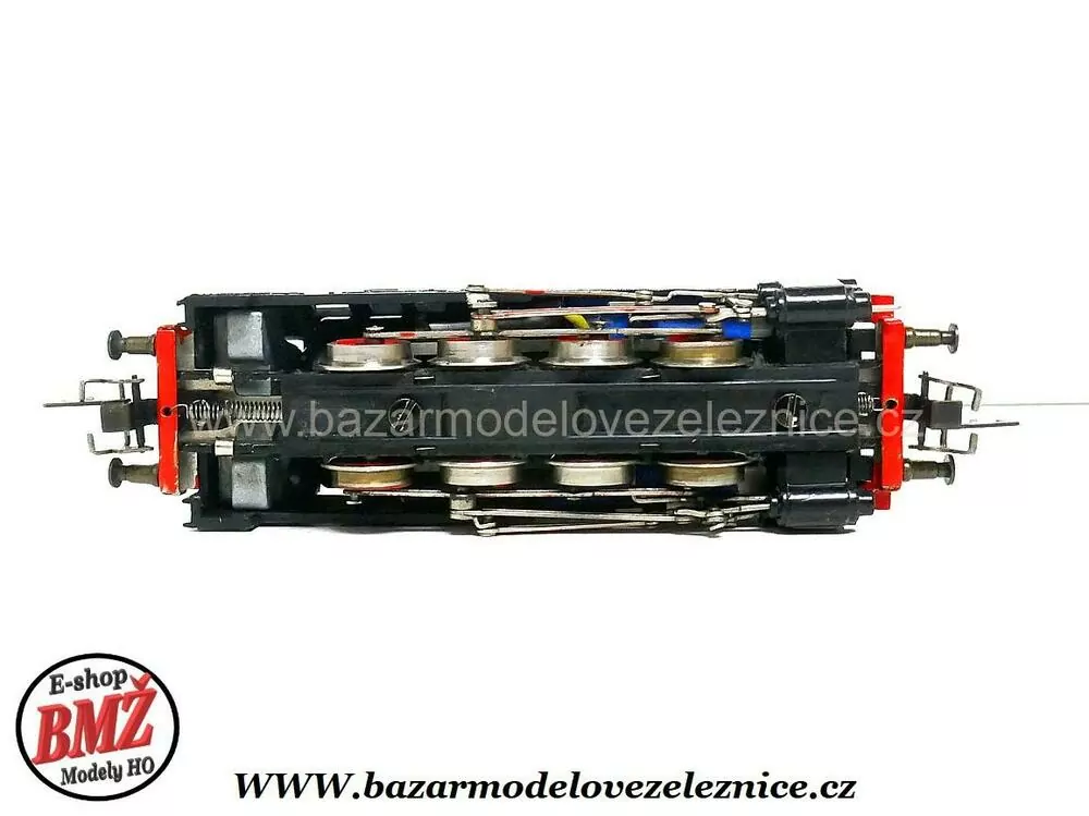 Zeuke - DC - Parní lokomotiva BR 81 001 DR - TT