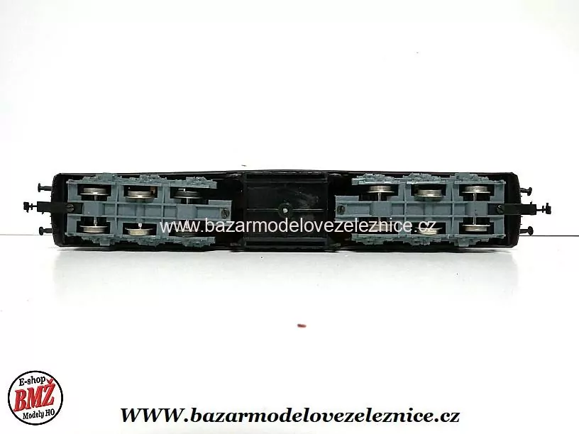 Piko DDR - DC - Dieselová lokomotiva BR 130 005 DR - HO