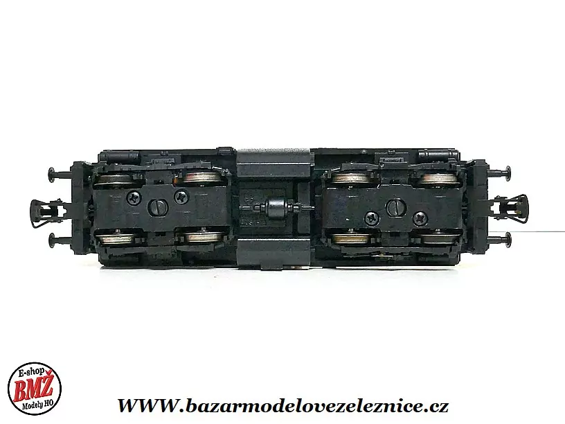 Roco - DC - Dieselová lokomotiva BR 211 WIEBE DB - HO