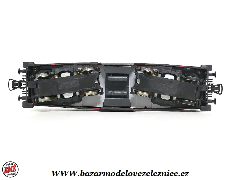 Roco - DCC - Dieselová lokomotiva V 80 008 DR - HO