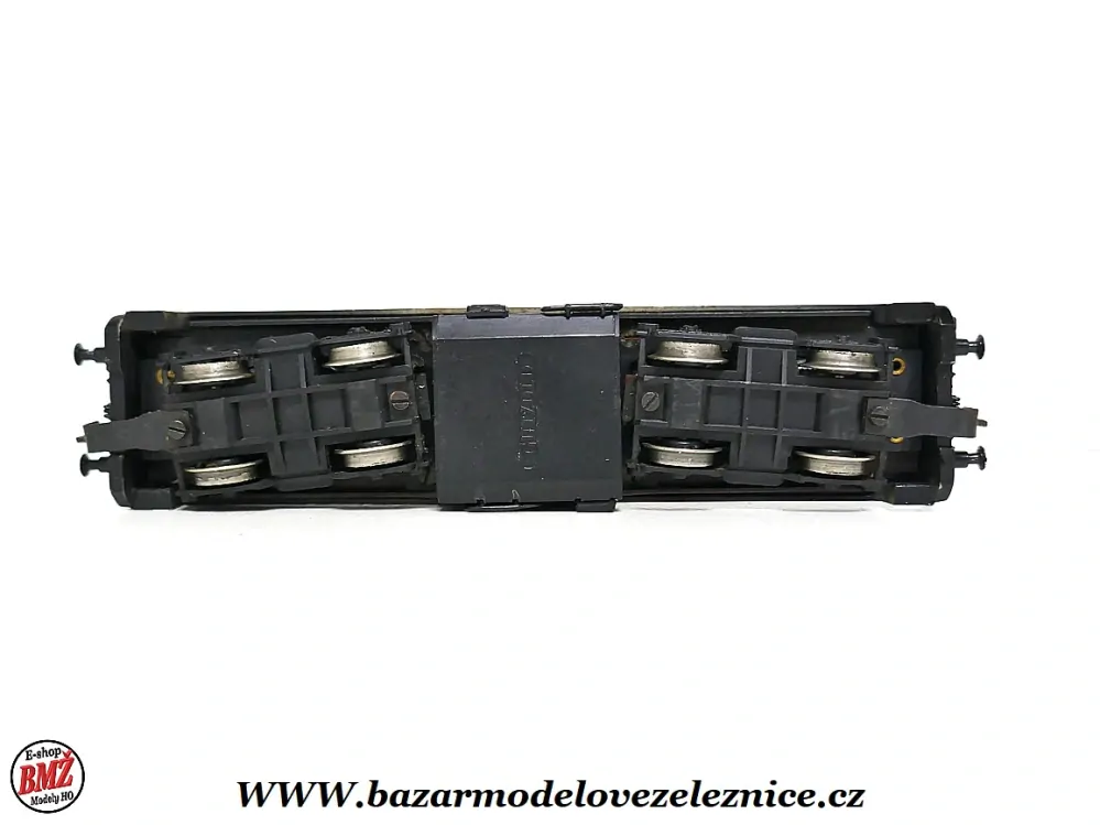 PIKO DDR - DC  - Dieselová lokomotiva V 100 001  DR - HO