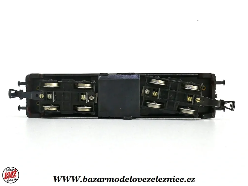 PIKO DDR - DC  - Dieselová lokomotiva BR 110 025  DR - HO