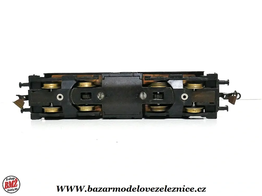 BTTB - Dieselová lokomotiva BR 110 104 DR - TT