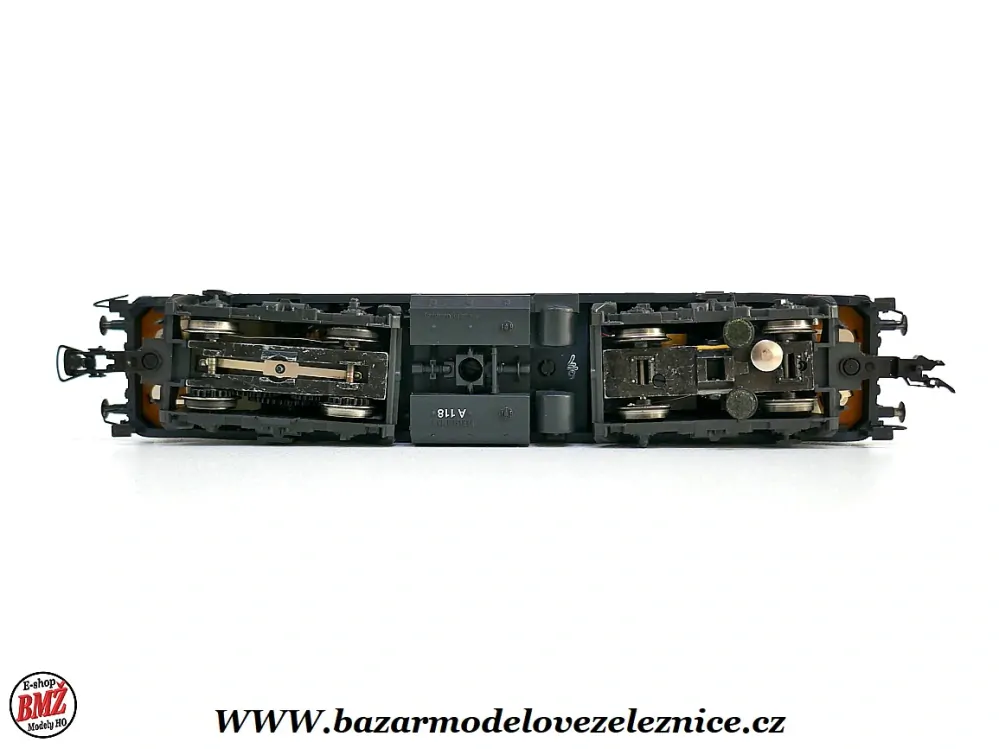 FLEISCHMANN - DC - Dieselová lokomotiva BR 218 227 DB - HO