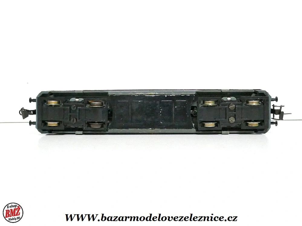 BTTB - Dieselová lokomotiva BR 221 139 DB - TT