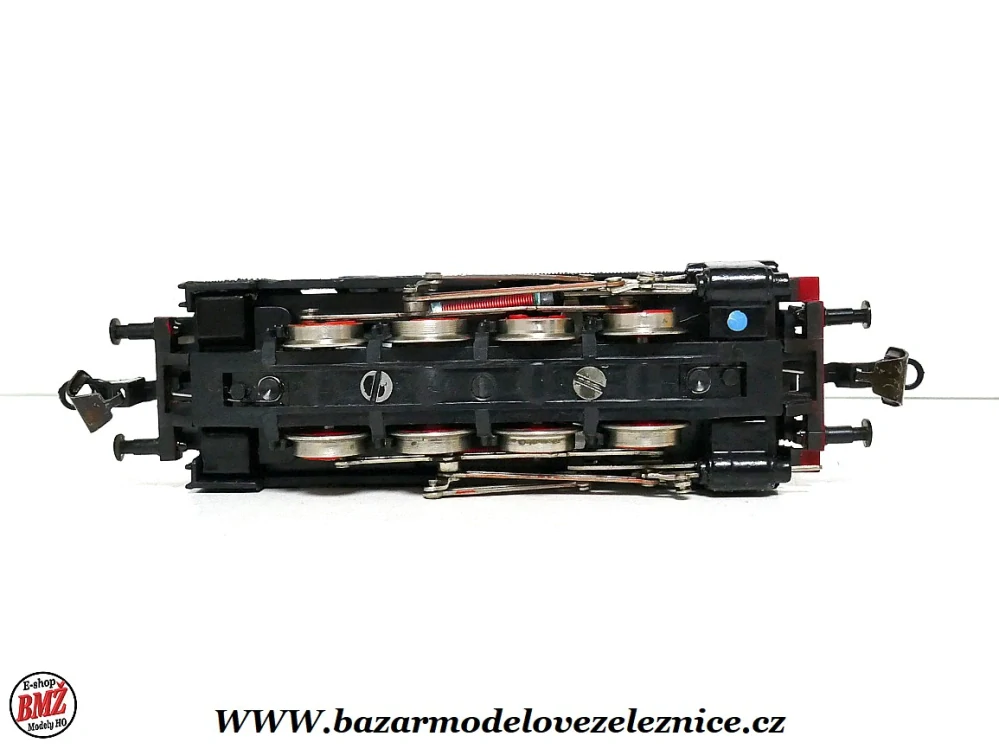 Zeuke - DC - Parní lokomotiva BR 81 001 DR - TT