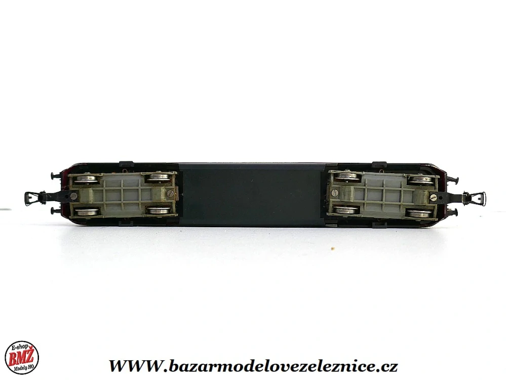 PIKO DDR - DC  - Dieselová lokomotiva BR 118 181  DR - HO