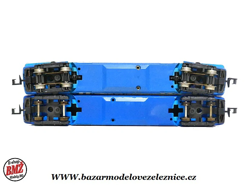 Piko DDR - DC - Motorová souprava VT 4.12 DR - N