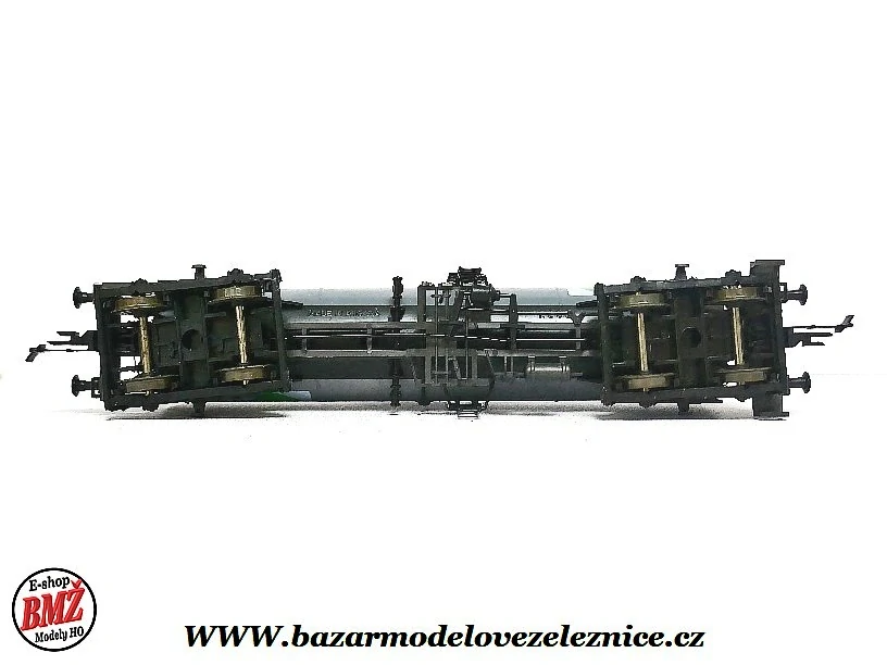 Roco - Cisternový vůz DB - BP - HO