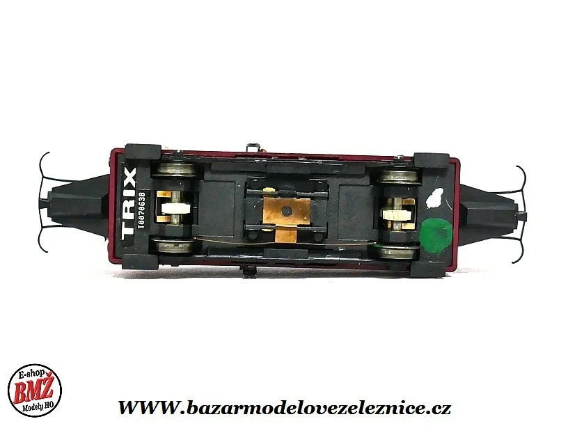 Trix - DCC - Motorový vůz VT 89.9 Wismar0- HO