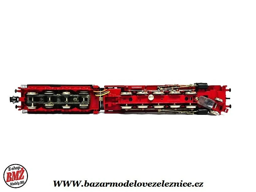 Fleischmann - DCC + KOUŘ -  Parní lokomotiva BR 50 008 DR- HO