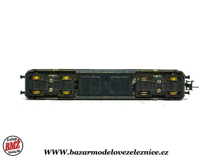 BTTB - Dieselová lokomotiva BR 221 139 DB - TT