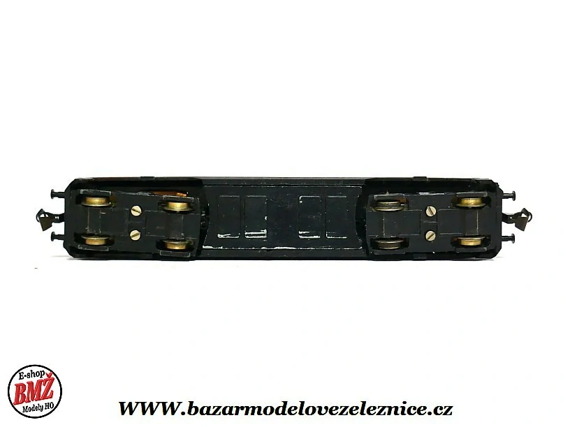 BTTB - Dieselová lokomotiva BR 118 DR - TT