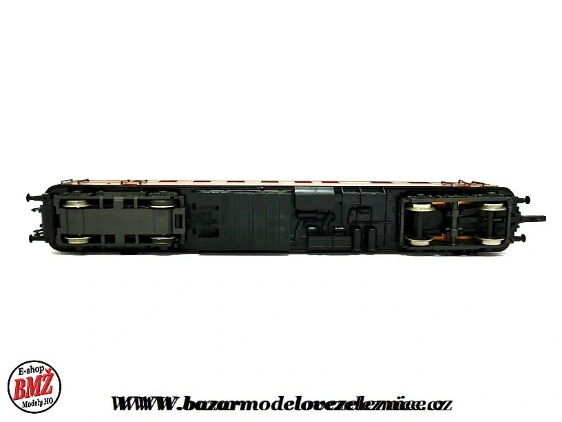 Piko DDR - DC - Motorový vůz BR 185 DB - HO