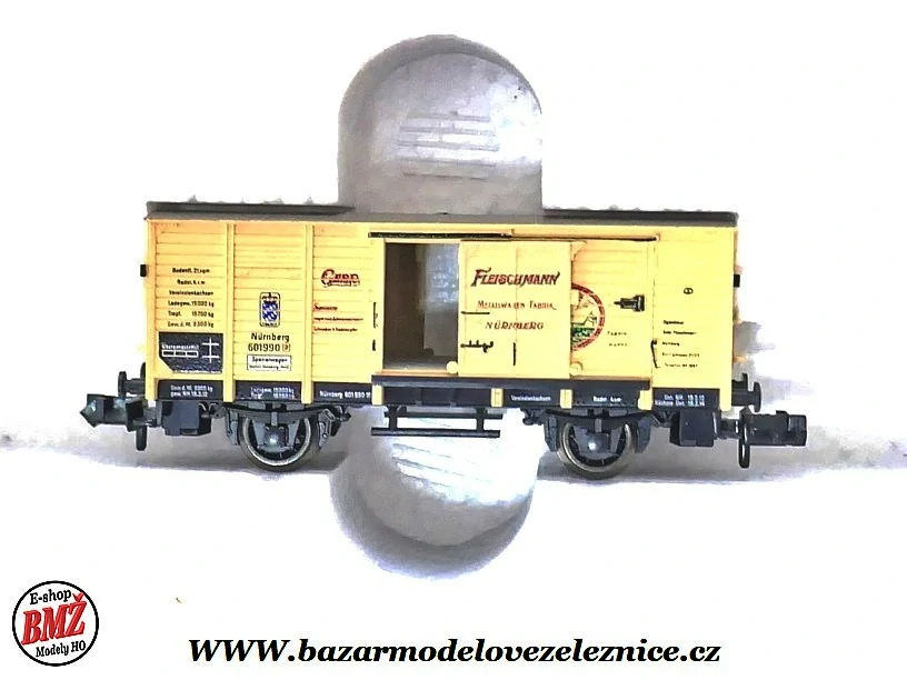 Fleischmann - DC - Set s Parní lokomotivou BR T18 K.P.E.V. - N