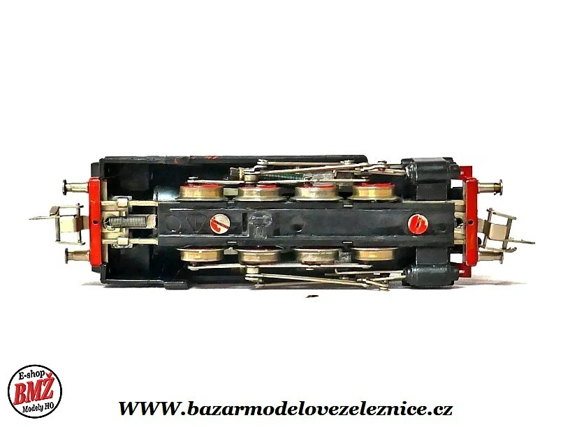 Zeuke - Parní lokomotiva BR 92 6582 DR - TT