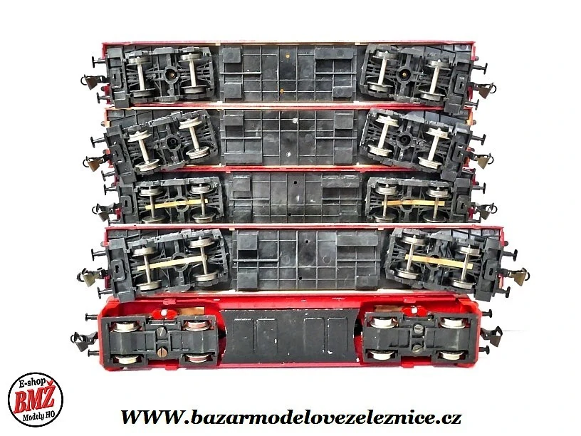BTTB - DC - Set BR 221 + 4 osobní vozy IC - TT
