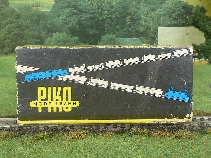 PIKO DDR - Chladírenský vůz Máv - HO