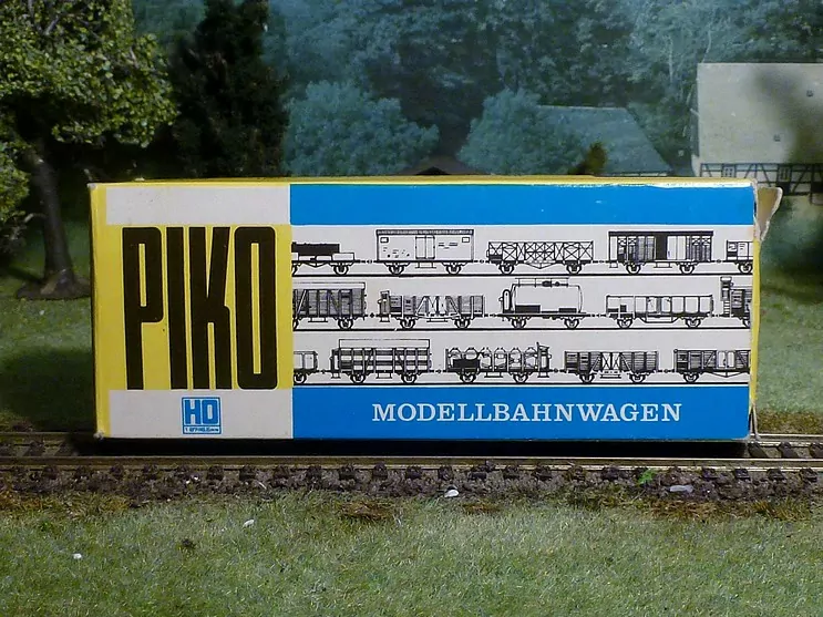 PIKO DDR - Chladírenský vůz Máv - HO