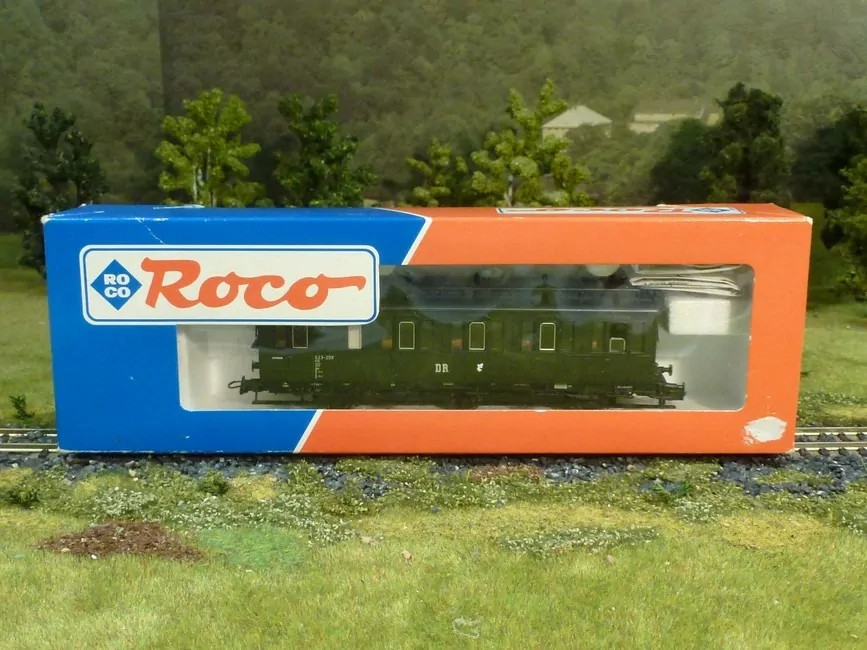 ROCO - Osobní vůz DR 3 osý - HO