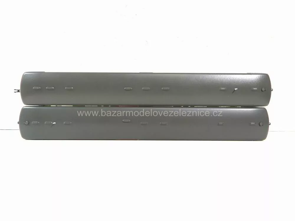 Roco -Motorová souprava BR 515 + 518 DB - HO
